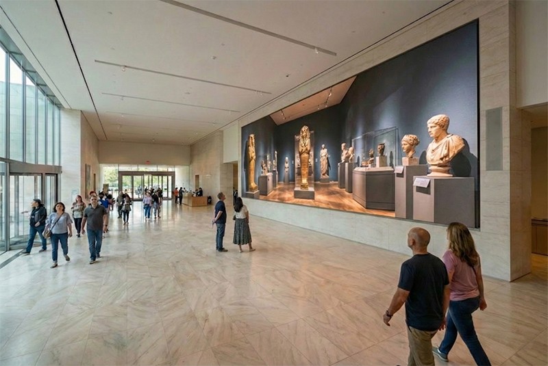 Large COB Screen in Museum Lobby
